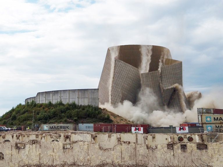 The Mülheim-Kärlich nuclear power plant being demolished