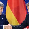 Handschlag: John Kerry und Robert Habeck beim G7-Treffen in Berlin