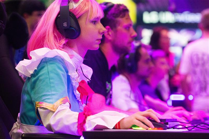 Gamescom opens – hundreds of thousands of gamers expected thumbnail