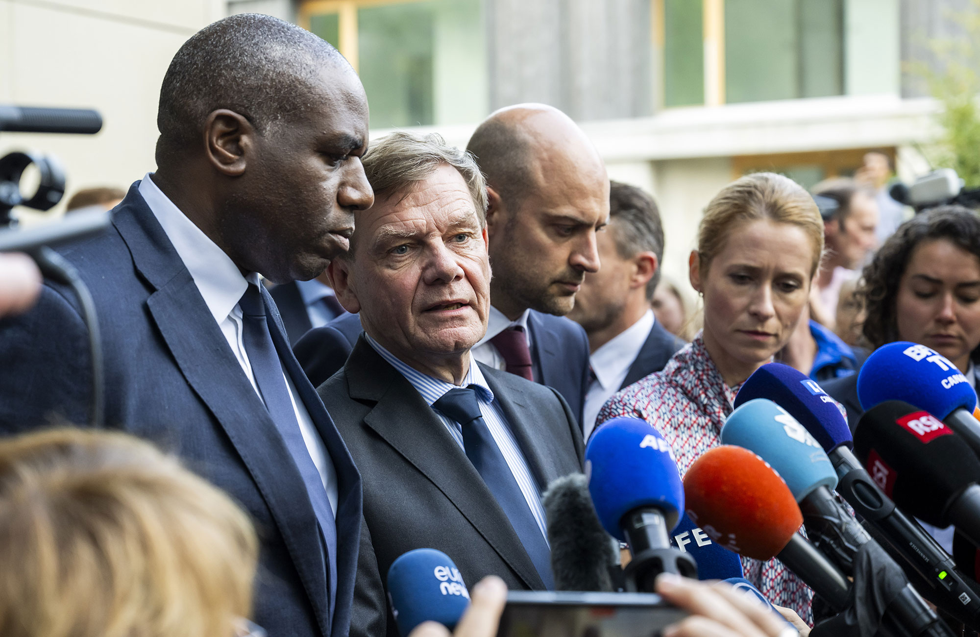 Europeans aim to continue talks with Iran thumbnail