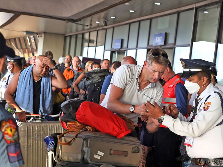 German and European tourists are brought back from the Philippines