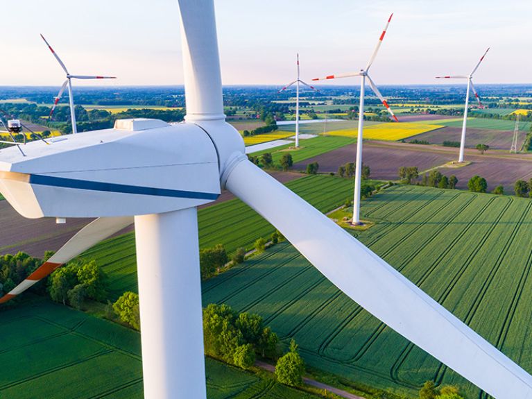 В 2021 году в Германии было около 30 тысяч ветрогенераторов.
