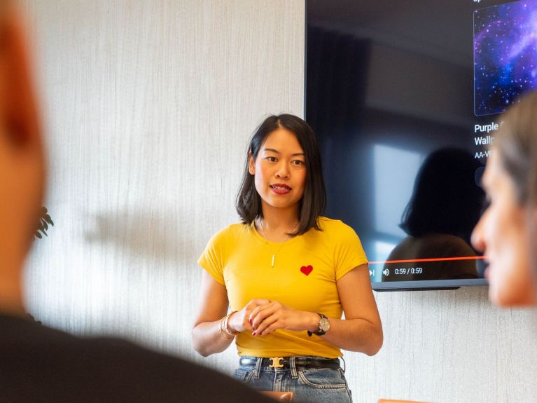 Софи Чанг — успешная бизнесвумен, которая с помощью 2hearts хочет поддержать других начинающих предпринимателей с миграционным прошлым.