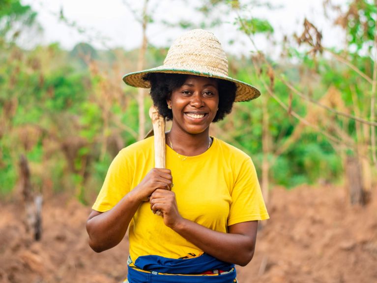 تسهم المرأة في حماية المناخ - في القطاع الزراعي أيضا.  