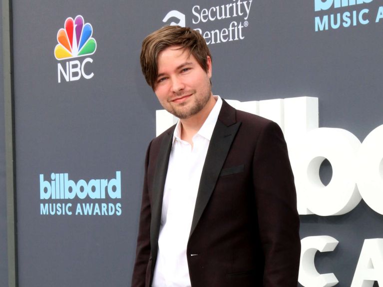Daniel Rosenfeld, conocido como C418, en los Billboard Music Awards 2022 