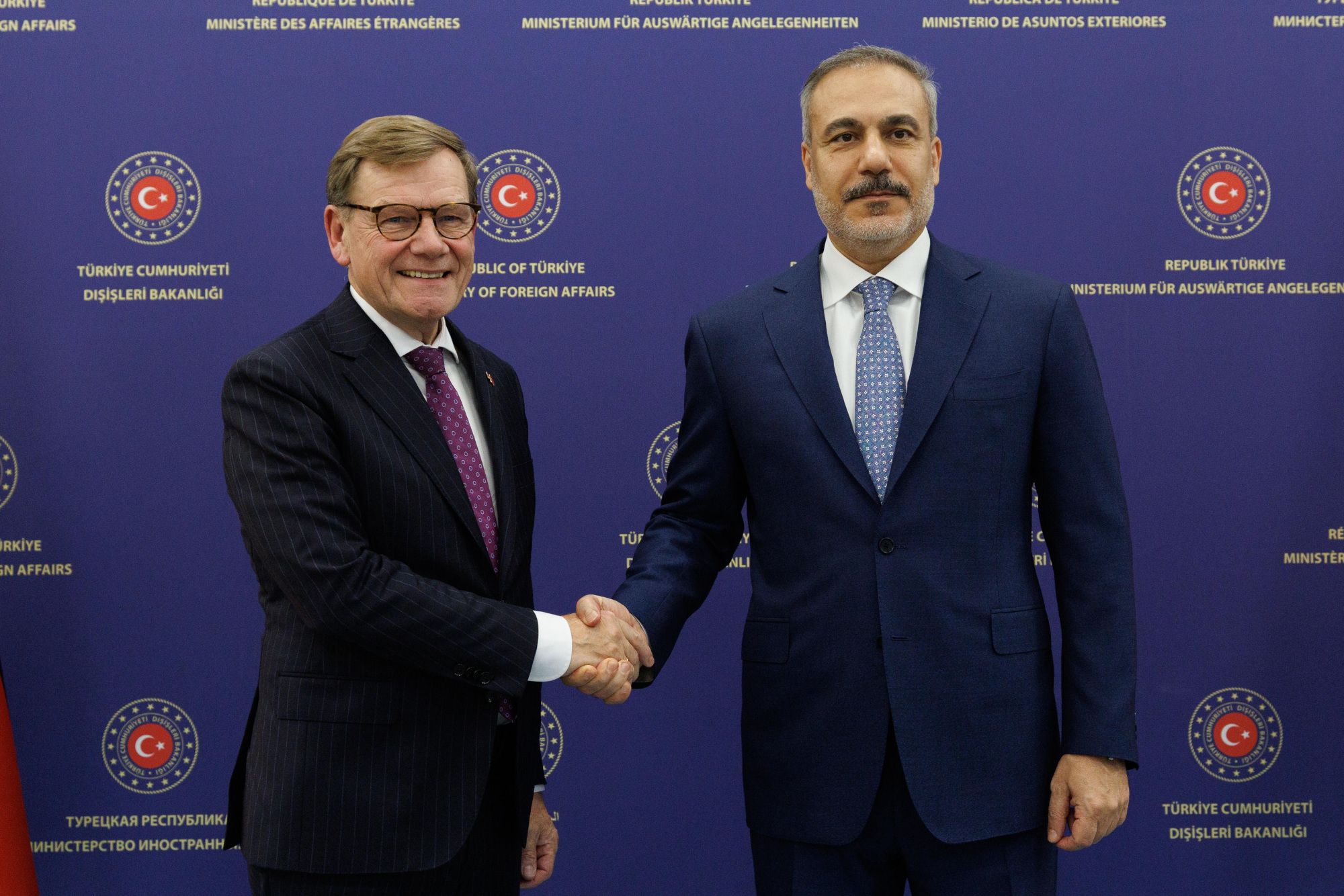 Wadephul urges for a political resolution of the war in the Middle East