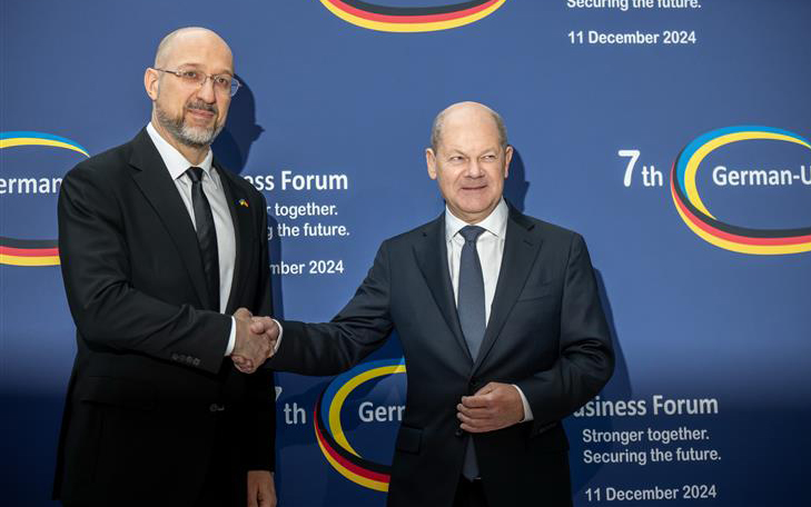 Scholz calls for investment in Ukraine Scholz calls for investment in Ukraine