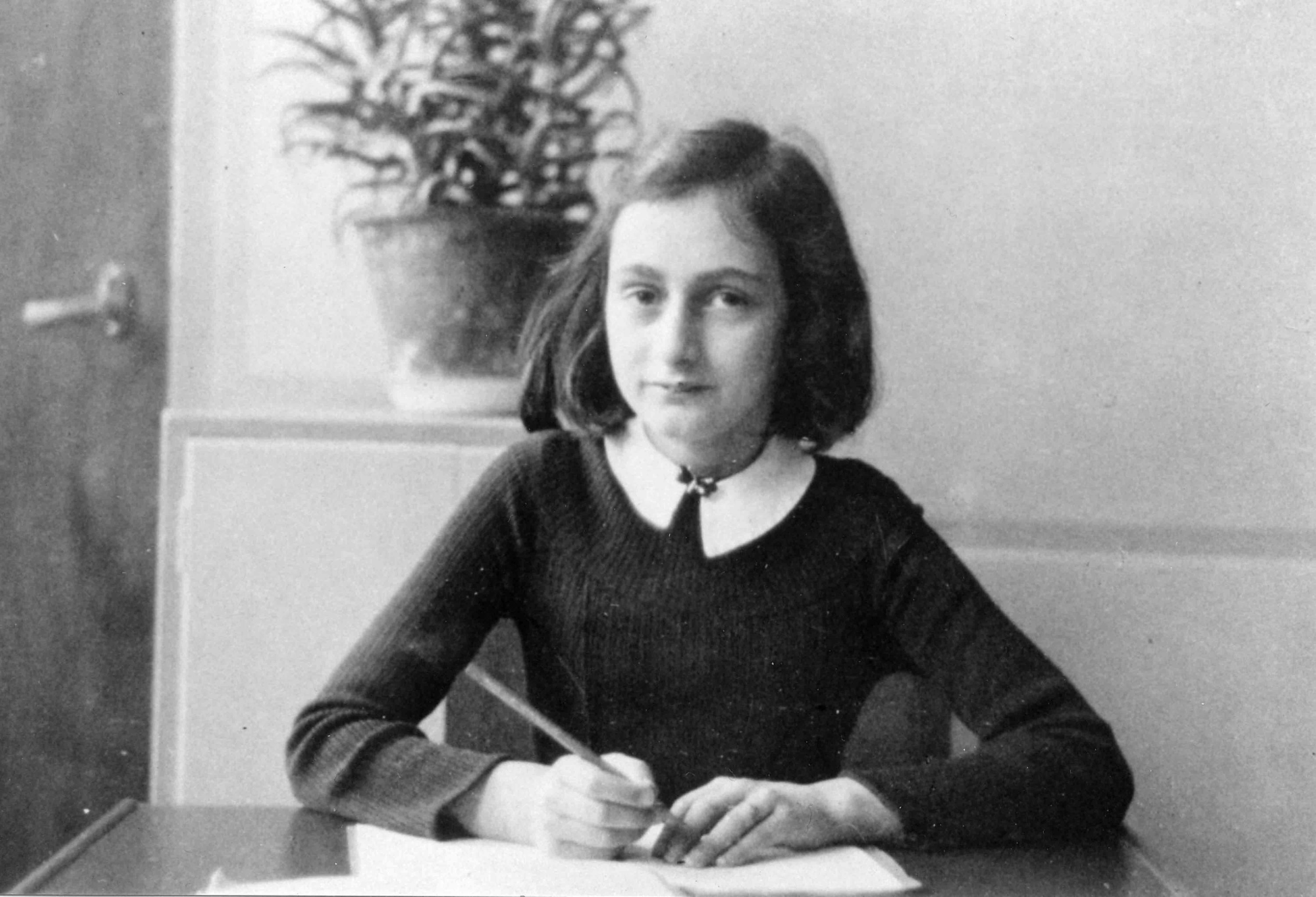 Anne Frank: Seu diário ainda hoje emociona as pessoas