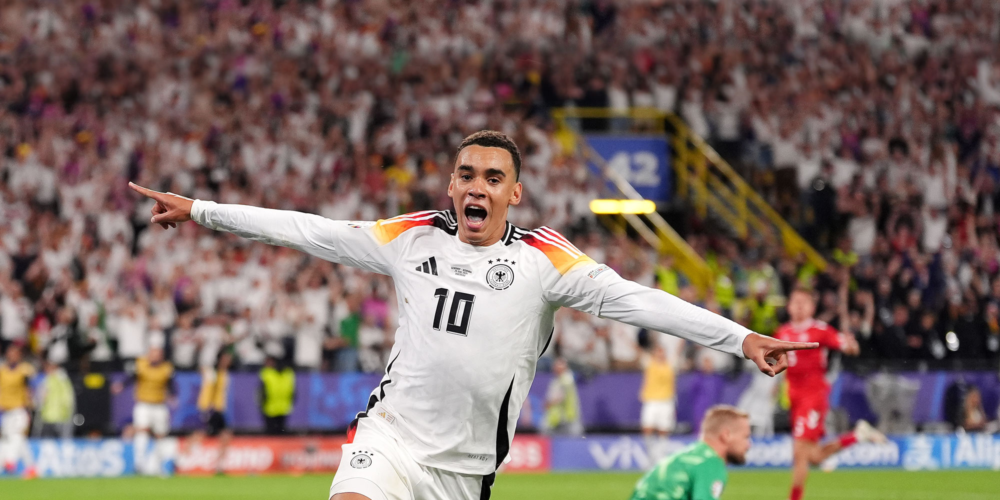 Germany reach quarter finals Germany reach quarter finals