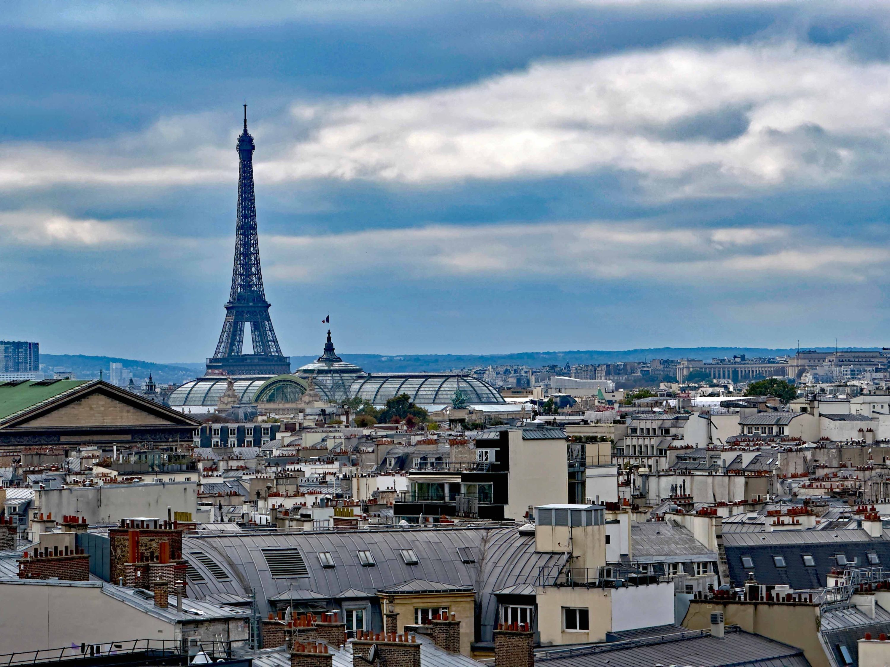 Crisis summit in Paris: can Europe find an answer to Trump? Crisis summit in Paris: can Europe find an answer to Trump?