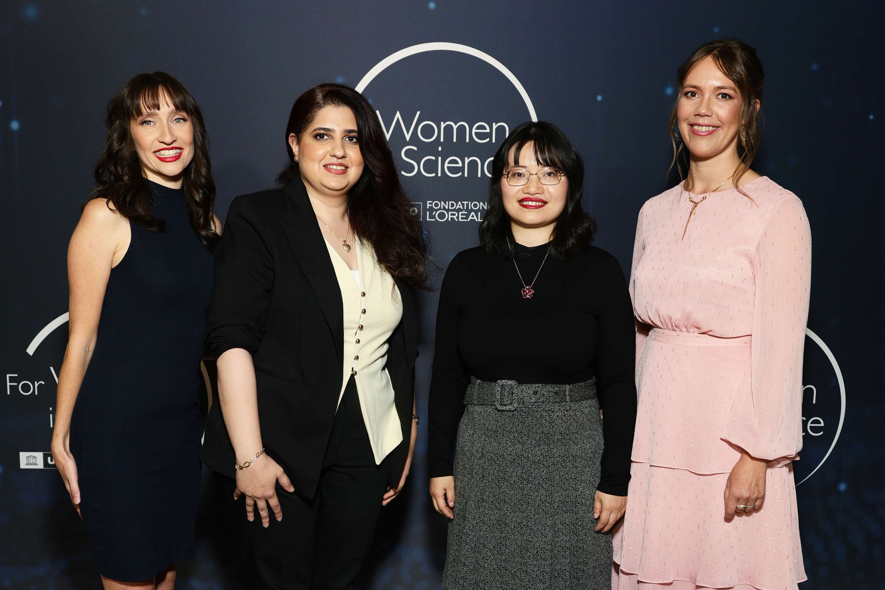 “For Women in Science” award presented thumbnail