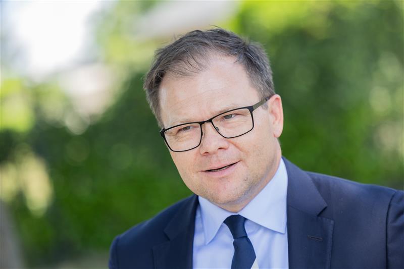 Environment Minister Schneider: Present new plans Environment Minister Schneider: Present new plans