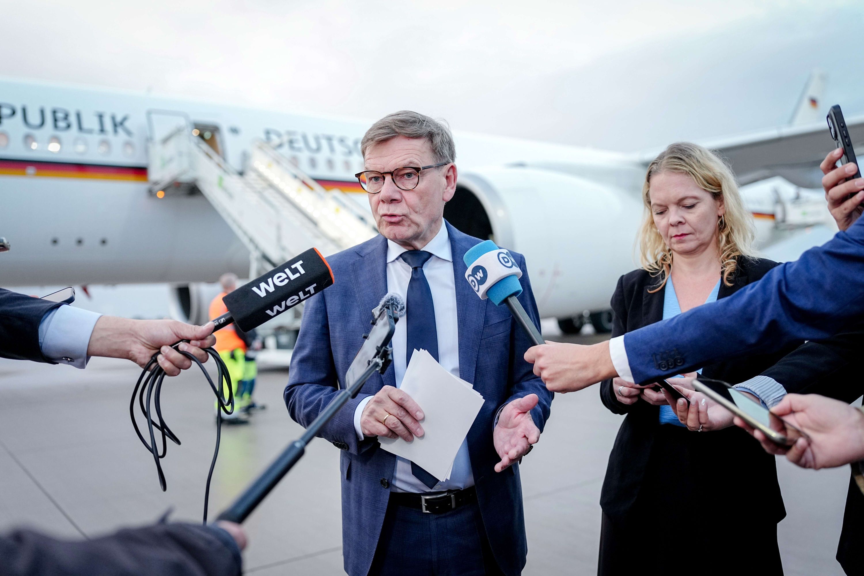 Wadephul calls for launch of two-state process