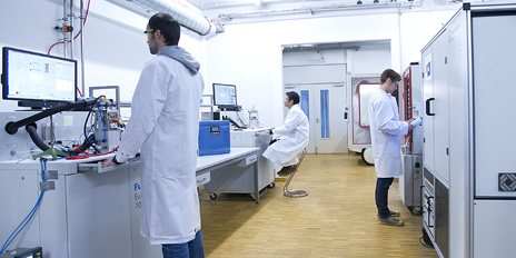 Fuel cell laboratory