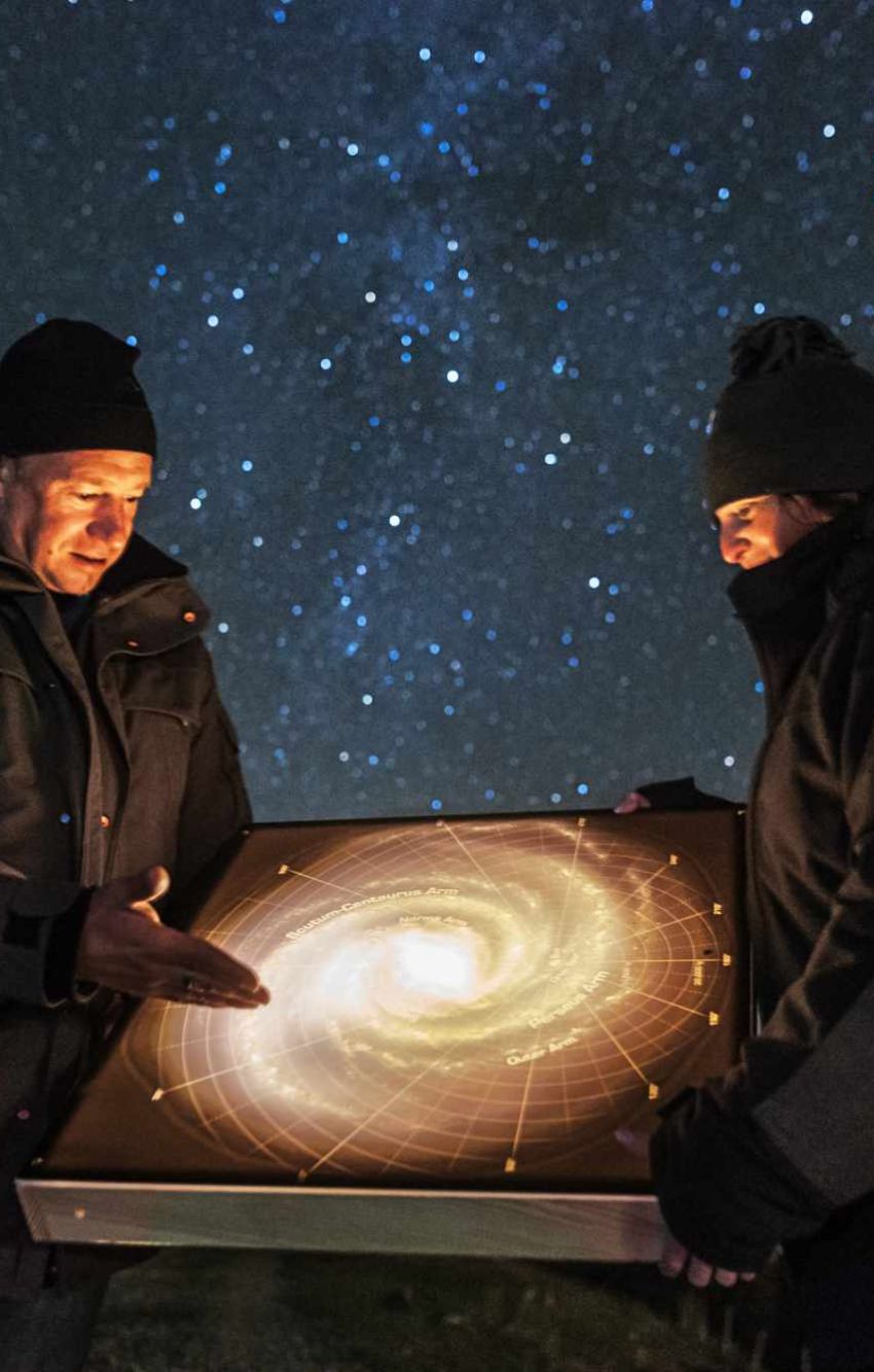 Manuel Philipp und Alina Baginski von Paten der Nacht im Sternenpark Winkelmoosalm 