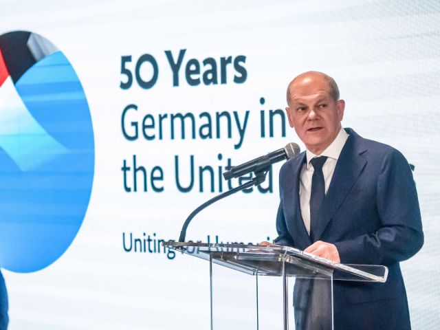 Bundeskanzler Scholz spricht bei einem Empfang zum 50.Jubiläum der deutschen UN-Mitgliedschaft