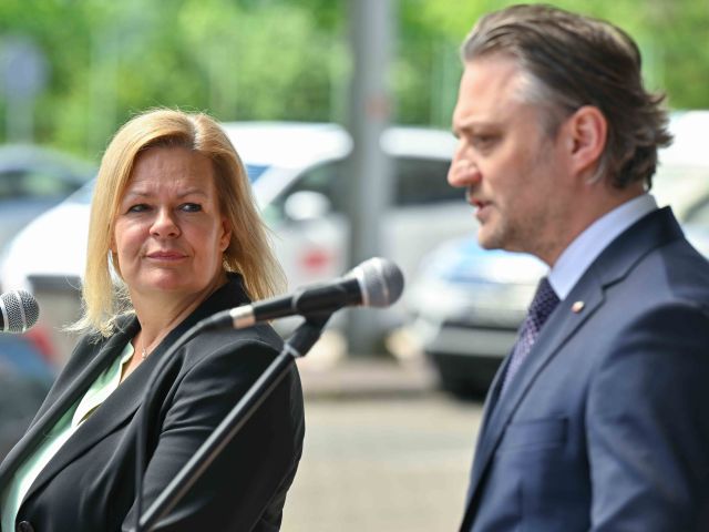 Gemeinsamer Besuch in Świecko: Nancy Faeser und Bartosz Grodecki 