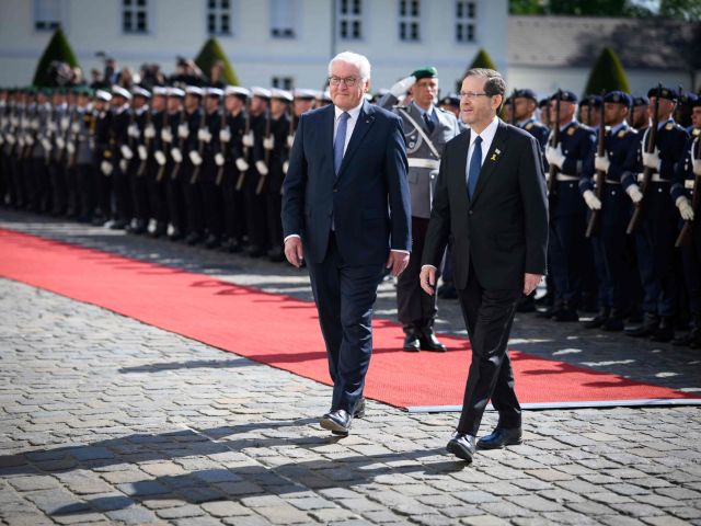 Frank-Walter Steinmeier und Izchak Herzog 