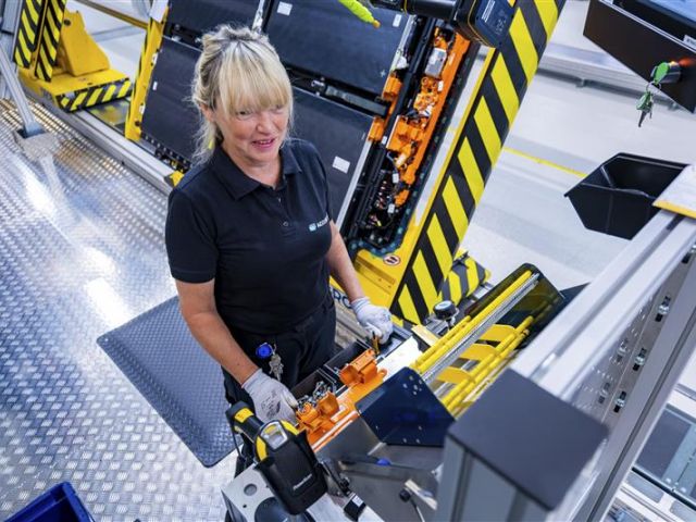 Fertigungsanlage für Autobatterien in Sachsen 