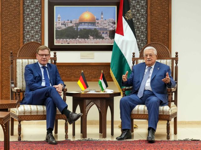 Bundesaußenminister Wadephul mit Palästinenserpräsident Abbas.