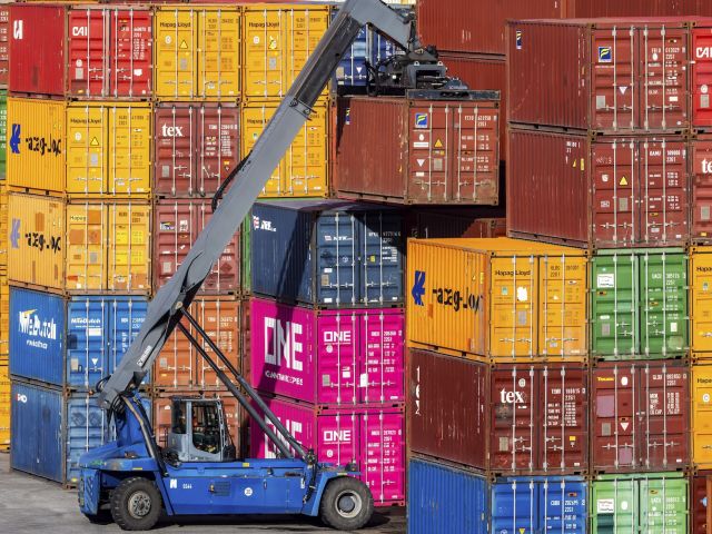 Deutsche Unternehmen können positiver in die Zukunft blicken.