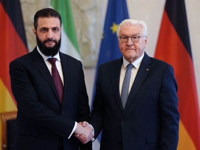 Der syrische Übergangspräsidenten Ahmed al-Scharaa zu Besuch in Berlin.