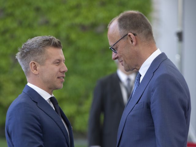 Ungarns Ministerpräsident Peter Magyar (l.) und Bundeskanzler Friedrich Merz in Berlin