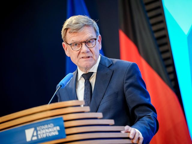 Außenminister Wadephul versucht, Schwung in die Debatte über Reformen zu bringen.
