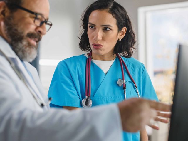 Fachgespräch im Krankenhaus