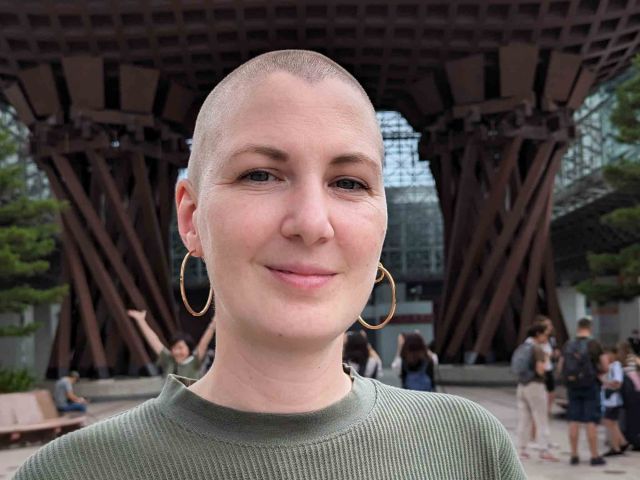 Luise Stoltenberg beim Besuch in der Stadt Kanazawa