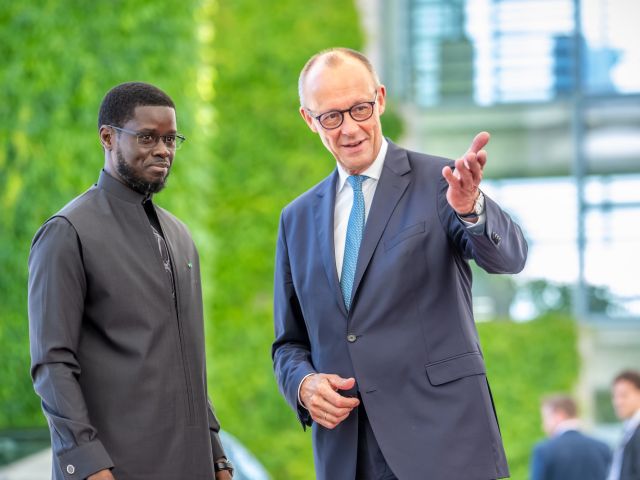 Senegals Präsident Bassirou Diomaye Faye und Bundeskanzler Friedrich Merz in Berlin