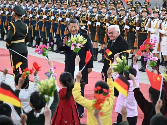 Chinas Staatschef Xi Jinping empfängt Bundespräsident Steinmeier mit militärischen Ehren