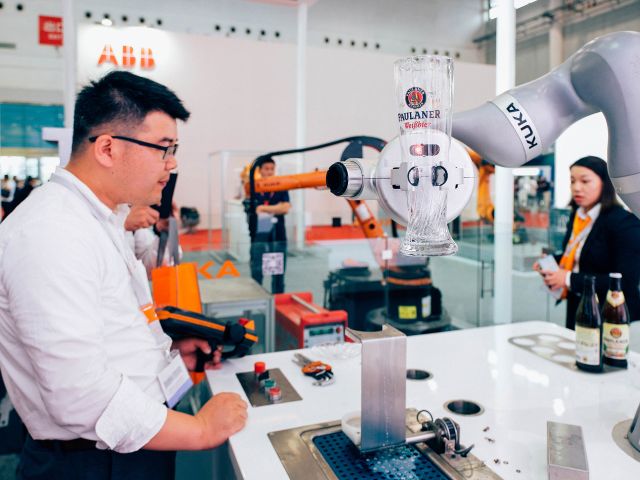 Direktinvestitionen in Deutschland: Jetzt in chinesischer Hand: Roboterhersteller Kuka.