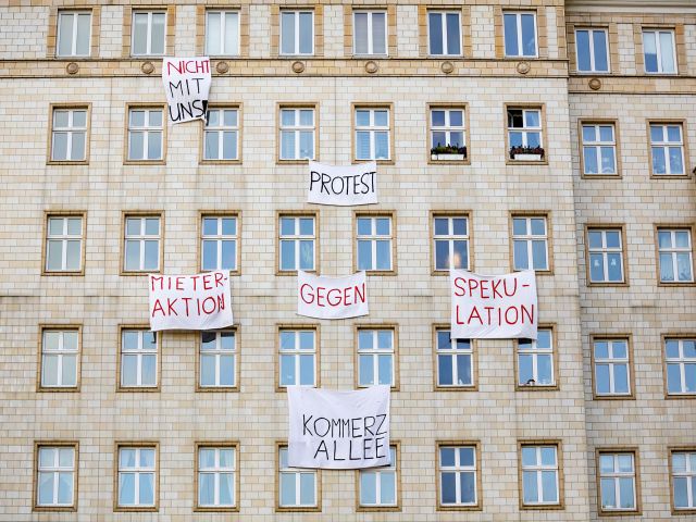 Steigende Nachfrage, steigende Mieten: Heftiger Protest