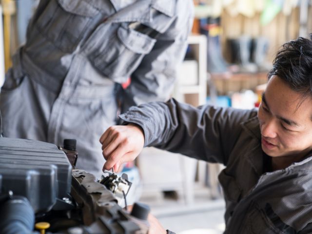 In Japan gibt es künftig die Ausbildung KfZ-Mechatroniker.