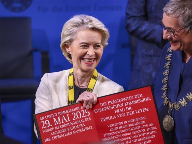 Von der Leyen wirbt für europäische Unabhängigkeit 