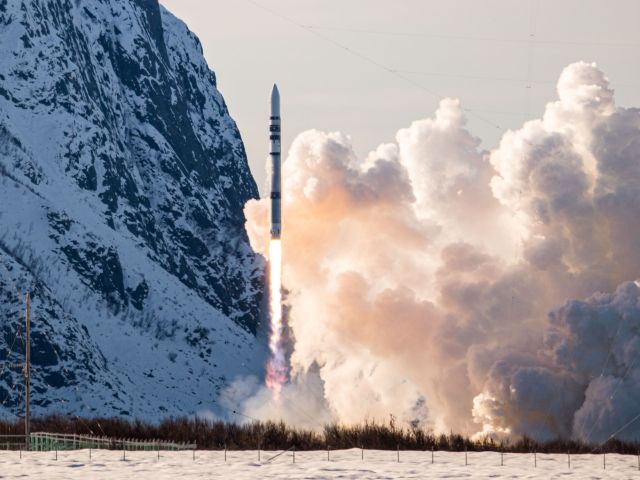 Eine Rakete beim Start.