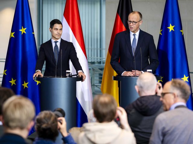 Friedrich Merz (r.) und Rob Jetten