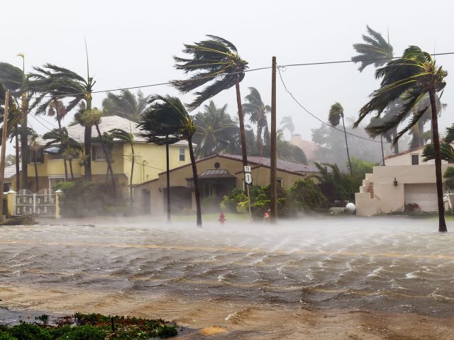 Sturm und Überflutung