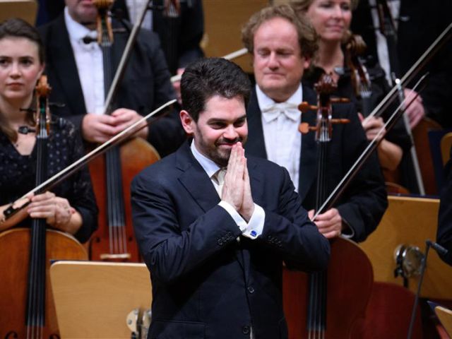 Lahav Shani bei einem Konzert am Montag in Berlin 