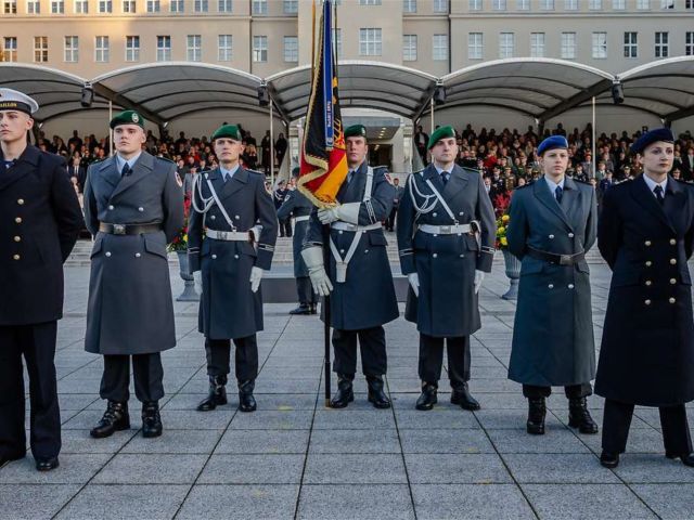 Feierliches Gelöbnis im Bendlerblock Berlin, Sitz des Bundesverteidigungsministeriums 