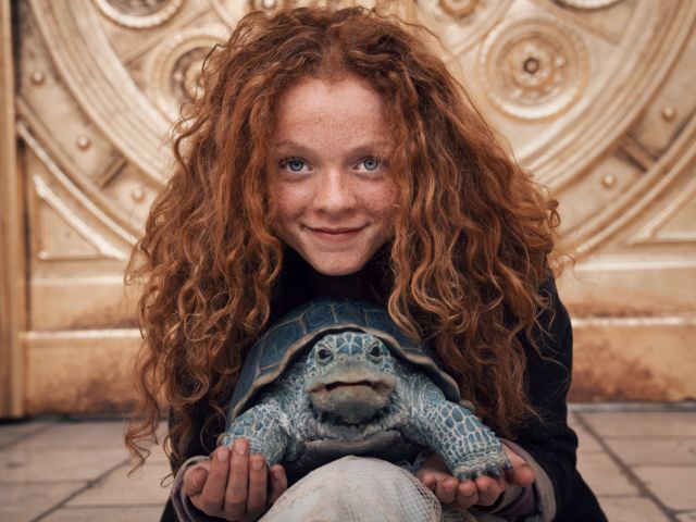 „Momo“ von Michael Ende – als neuer Film 2025 im Kino