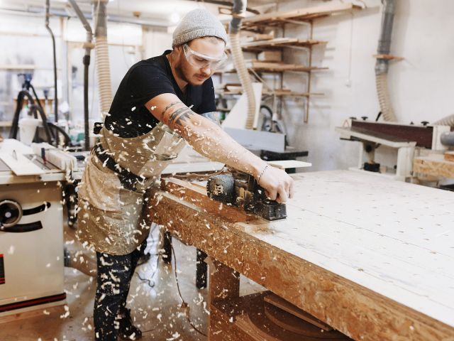 Moderne Werkstätten und hohe Sicherheitsstandards: Das Handwerk bietet gute Arbeitsbedingungen. 