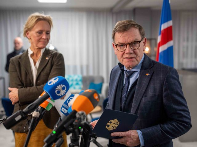 Johann Wadephul mit der isländischen Außenministerin Katrín Gunnarsdóttir 