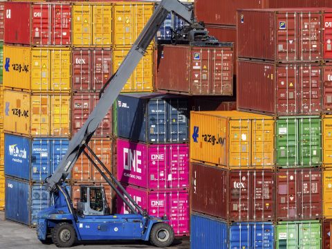 Deutsche Unternehmen können positiver in die Zukunft blicken.