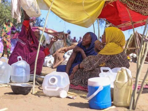 Mehr als 26.000 Menschen in Sudan sind kürzlich von Al-Faschir in das Lager Tawila geflüchtet. 