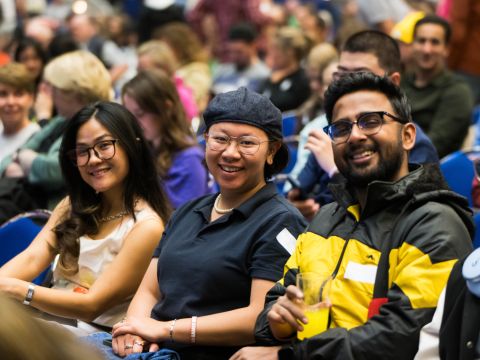 Volunteers der World University Games bei ihrem Kick-off-Event 