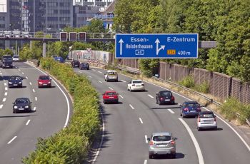 Ten Tipps For Surviving The German Autobahn