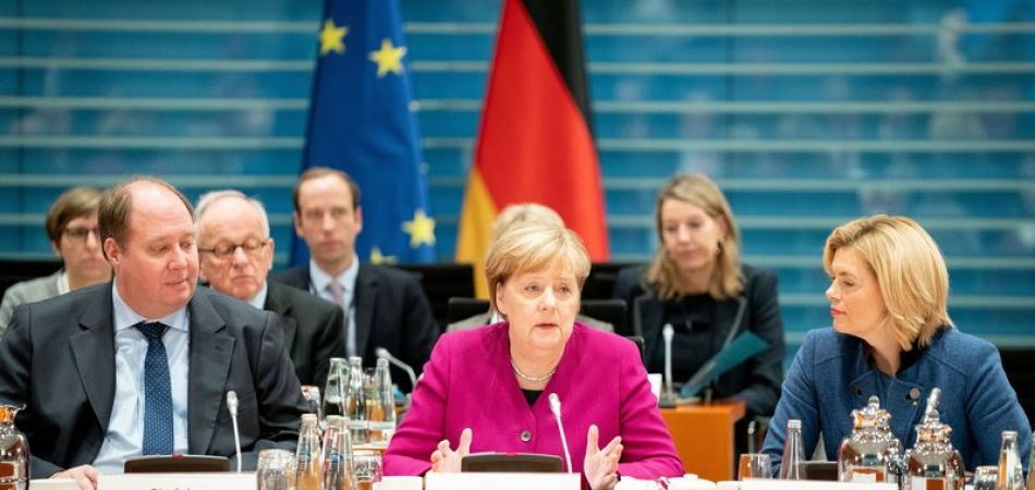 Merkel lädt Bauern zum Dialog Merkel lädt Bauern zum Dialog