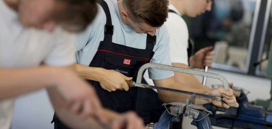 More foreign apprentices in Germany More foreign apprentices in Germany
